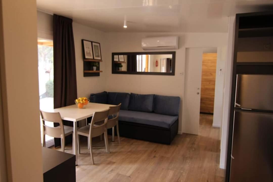 Mobile Home Anamari Biograd Na Moru Exterior foto